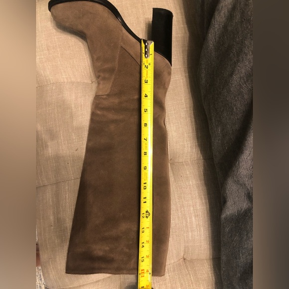 EUC Aquatalia suede boots - Picture 5 of 7